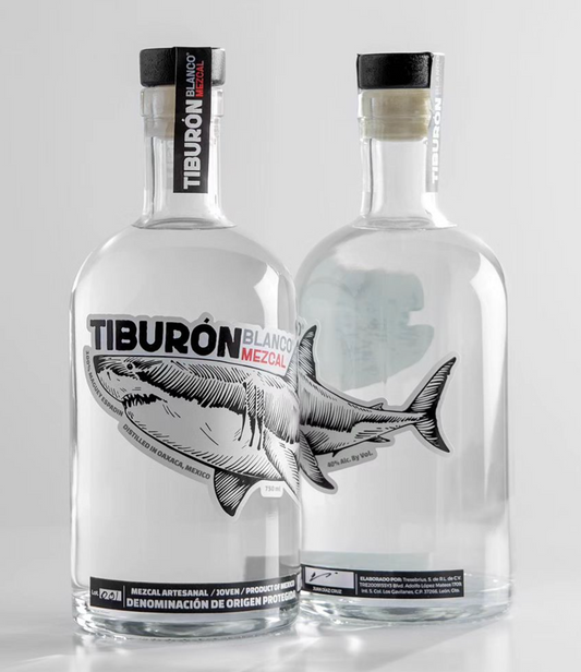 2 Botellas Tiburón Blanco Mezcal